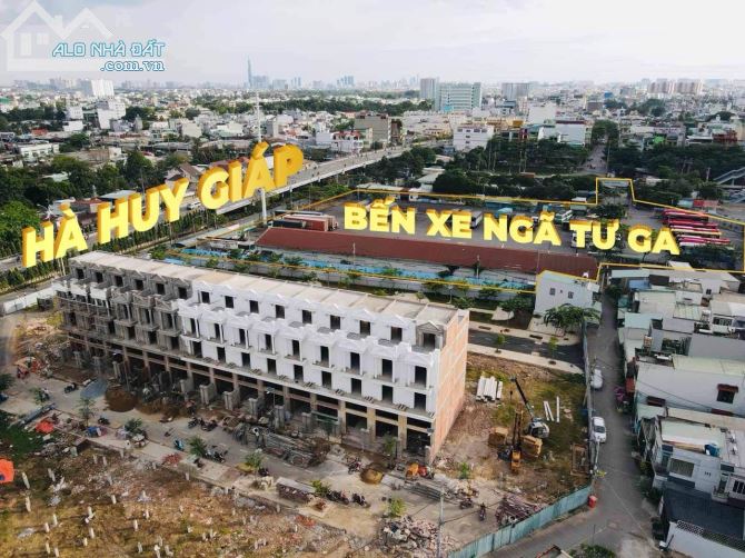 Bán nhà phố cityland 2 cao cấp 1 trệt 3 lầu. Giá rẻ 5.2 tỉ 5x15m