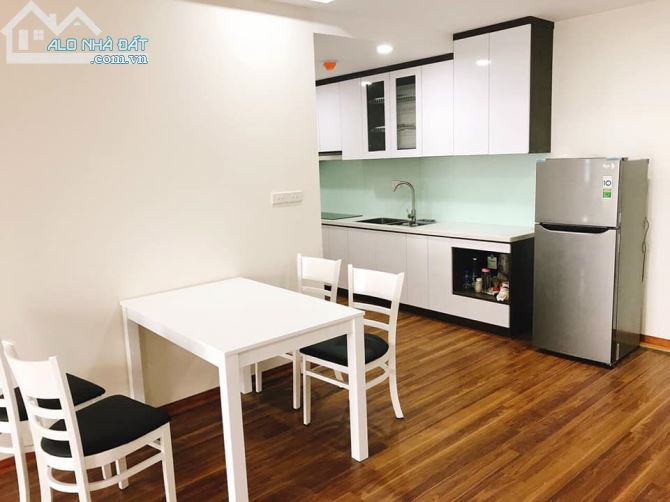 Cơ hội cực tốt thuê ở căn hộ Lê Văn Lương 3pn full cao cấp giá siêu rẻ chỉ 15tr/tháng