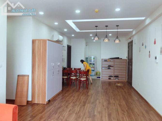 Bán nhà 4 tầng phố Tây Sơn, Gần ĐH Thủy Lợi, Công Đoàn giá chỉ 3 tỷ 200tr - 1