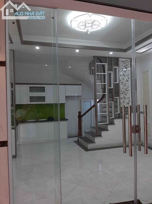 Bán nhà ngõ 10 phô Láng Hạ Dt 38m2 x4 tầng, Mt 4m, giá 5,4 tỷ - 1