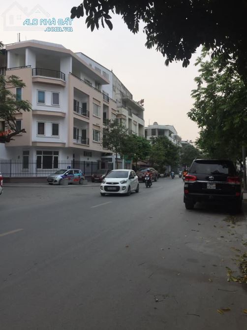 Bán  mảnh đất phân lô Bằng A - Hoàng Liệt - Hoàng Mai - Hà Nội diện tích 60m2  mặt tiền 5m - 2