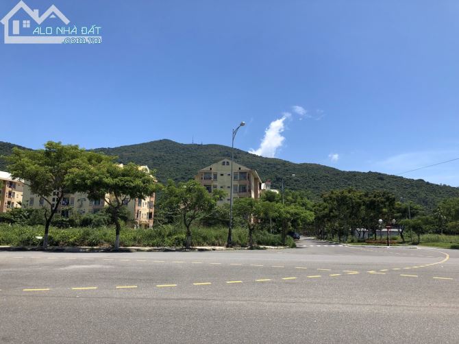 BÁN ĐẤT 2 MẶT TIỀN NGÔ CAO LÃNG _ ĐẦU TUYẾN SƠN TRÀ !