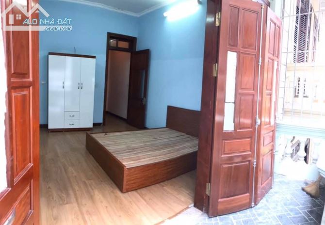 Bán nhà Hoàng Ngân thông sang Hoàng Đạo Thúy 5 tầng Mt 4m giá 4 tỷ 100tr - 4
