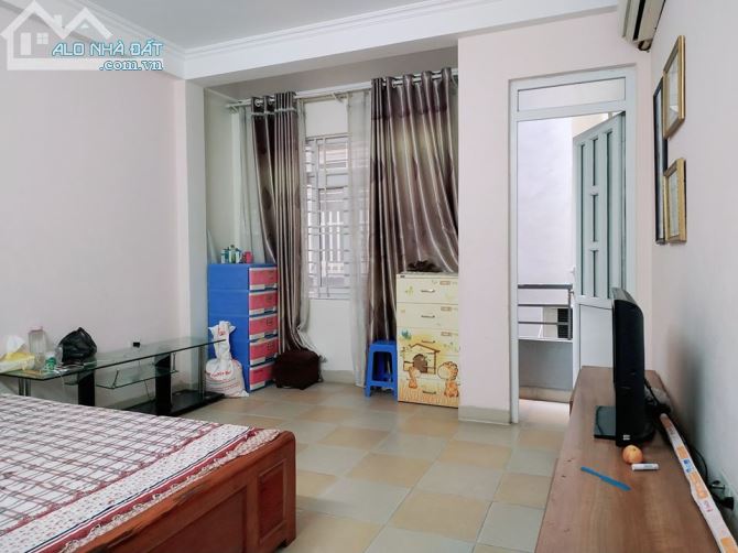 Bán nhà phố Tân Mai, ô tô đỗ cửa 30m2 x4 tầng giá chỉ hơn 3 tỷ - 1