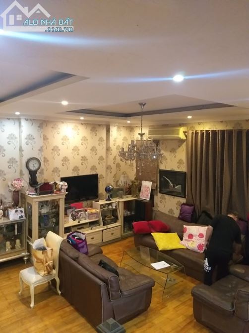 Bán nhà 6 tầng phố Vũ Thạnh, Đống Đa Dt 48m Mt 4,2m  Ô tô vào nhà, giá 8 tỷ - 2