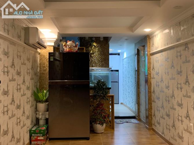 Nhà xinh lung linh, Trung tâm quận 3, 1 trệt 3 lầu, Hẻm xe hơi chỉ 6,5 tỷ - 2