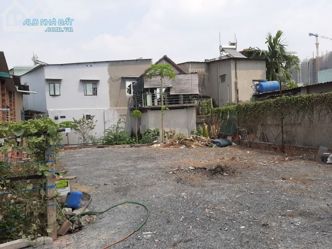 Bán 242m2 đất P.Trung Dũng hẻm xe hơi kế bên trường Ngô Quyền giá 5,5 tỷ - 5