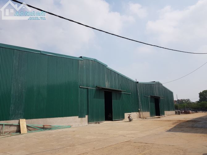 Cho thuê kho 1100m2 , 1300m2 tại Đào Cam Mộc, Đông Anh , xe cont đỗ cửa