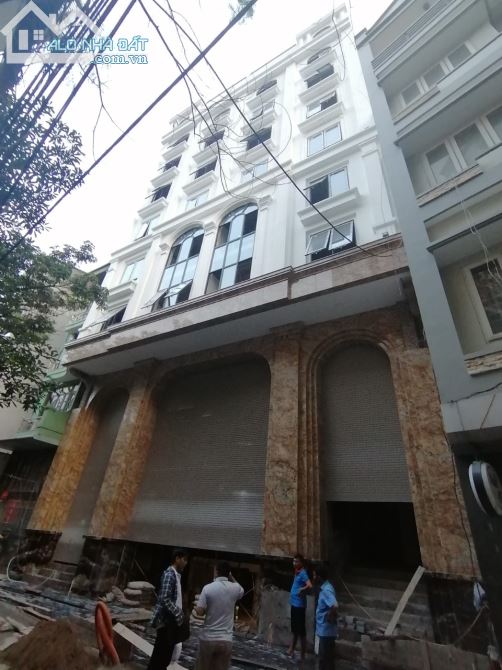 Bán tòa KS 3 Sao 10 tầng phố Nguyễn Thị Định 86 phòng 3 sao. Giá= 190tỷ