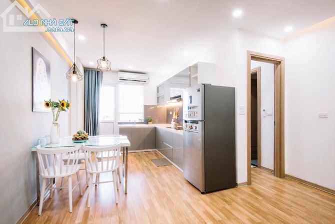 Bán gấp nhà MT Quang Trung, phường 11, DT 8x30m, 3 tầng, ĐCT 210 triệu, giá 49.99 tỷ - 1