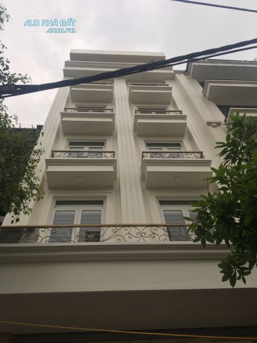 Bán Nhà Đẹp 6 tầng thang máy MP Nguyễn Biểu, Quán Thánh, Ba Đình DT 107m2 MT 4,5m 33,5 tỷ