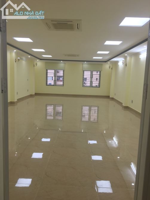 Bán Nhà Đẹp 6 tầng thang máy MP Nguyễn Biểu, Quán Thánh, Ba Đình DT 107m2 MT 4,5m 33,5 tỷ - 2