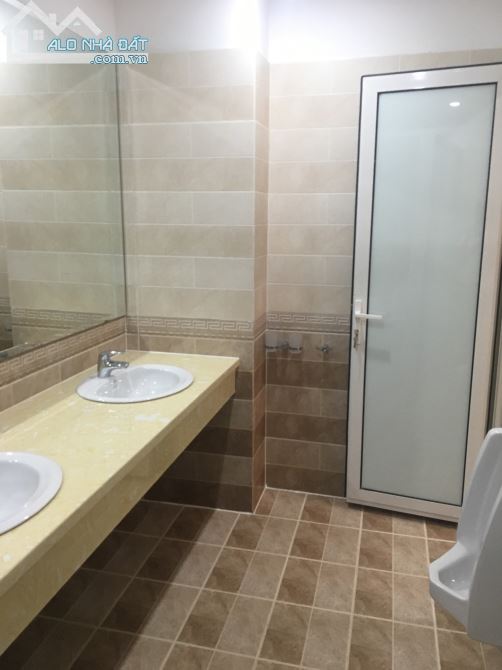 Bán Nhà Đẹp 6 tầng thang máy MP Nguyễn Biểu, Quán Thánh, Ba Đình DT 107m2 MT 4,5m 33,5 tỷ - 4