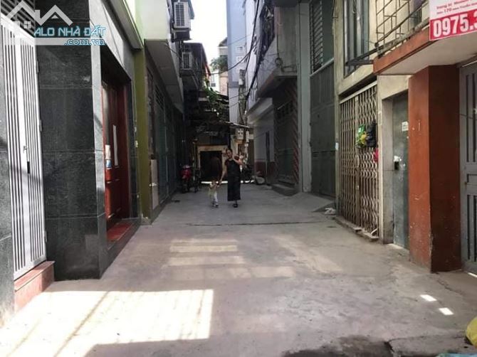Bán nhà 4 tầng Dt 52m2 phố Trung Kính, cầu Giấy,, giá chỉ 4 tỷ 900tr - 4