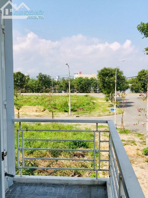 Bán nhà Phạm Tuấn Tài - 3 tầng, 5PN, Đoạn gần sông, đang có hợp đồng thuê - 2