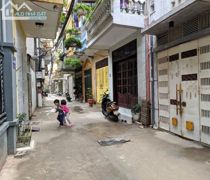 Bán nhà phân lô Tô Vĩnh Diện, Dt 45m2 x5 tầng  ô tô đỗ cửa, rất đẹp chỉ 5.4 tỷ