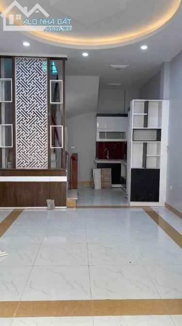 Bán nhà Chùa Bộc Quận Đống Đa Diện tích 51m2 x5 tầng giá 6 tỷ 800tr - 2