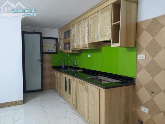 Bán nhà 4 tầng ngõ 72 Tôn Thất Tùng, gần ĐH Y Hà Nội 51m Mt 4m giá 4 tỷ 550tr - 3