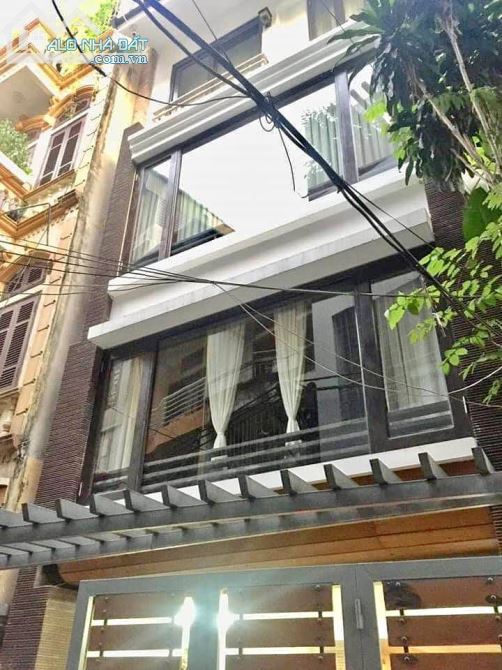 Bán nhà 4 tầng phố Cảm Hội Hai Bà Trưng, Dt 50m Mặt tiền 4m giá 6 tỷ