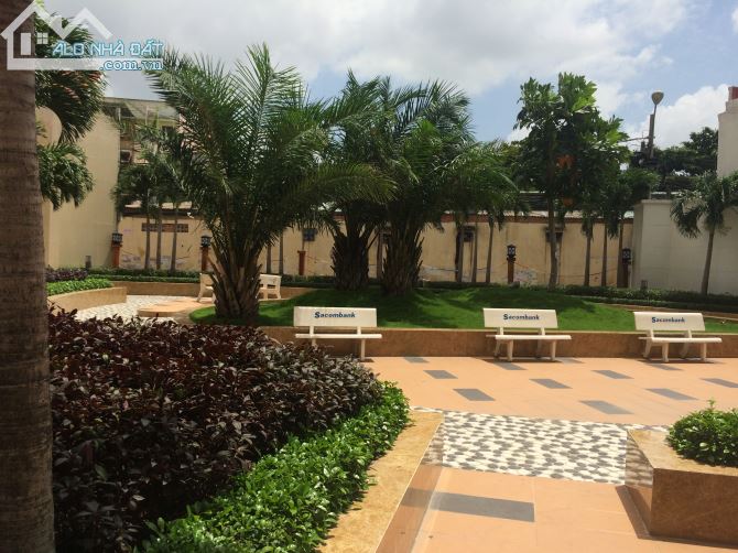 Cực rẻ! Căn hộ 70m2 sát Lê Đại Hành Phú Thọ 2PN/2 ban công 9tr, căn góc có nội thất 10tr - 1