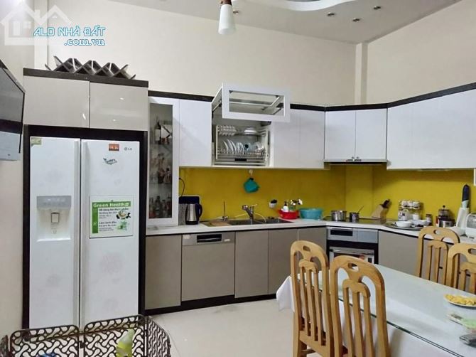 Nhỉnh 6 tỷ nhà 5 tầng phân lô ô tô kinh doanh khu Ngô Thì Nhậm Hà Đông - 2