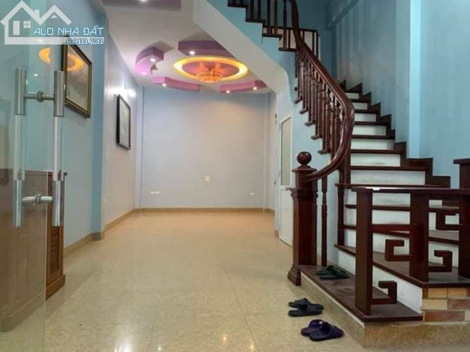 Bán nhà 4 tầng đường Nguyễn Trãi, gần Ngã Tư Sở, Nhà đẹp giá 4 tỷ 800tr
