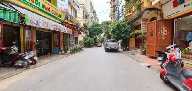Bán tòa văn phòng 9 tầng thang máy gần Hồ Hoàng Cầu, phố Nguyễn Phúc Lai, - 4