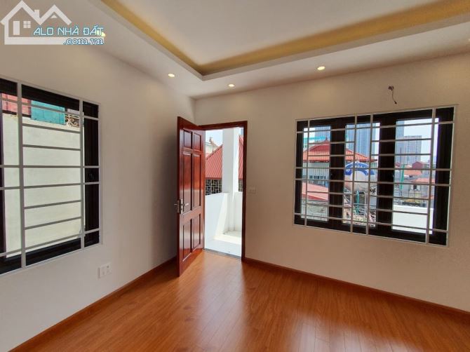 Bán nhà phố Hồ Đắc Di, thông sang Trần Hữu Tước 50m x5 tầng Mt 4,2m giá 4,5 tỷ - 2