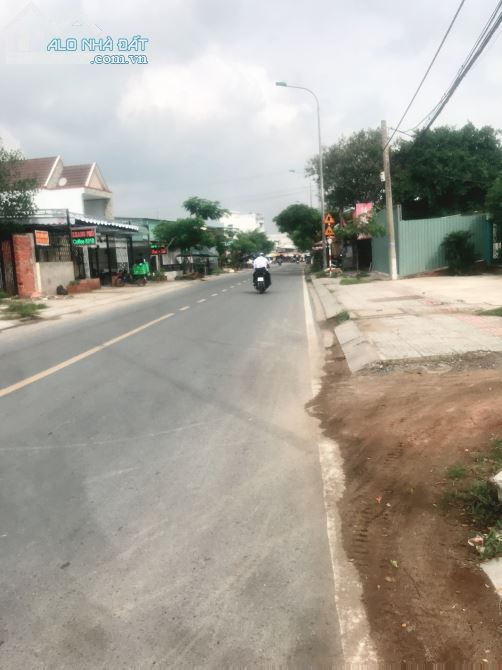 Bán đất mặt tiền đường Nguyễn bình nhơn Đức nhà bè đối diện gs
