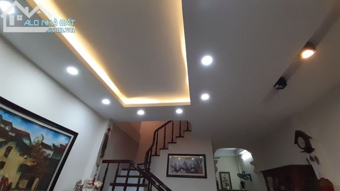 Bán nhà mặt ngõ phố Lê Văn Lương Dt 47m x5 tầng giá chỉ 4 tỷ 150 triệu - 2