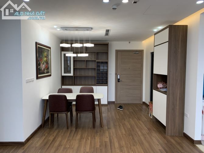Cho thuê căn hộ Golden Armor B6 Giảng Võ với các loại diện tích: 80m2, 105m2,127m2