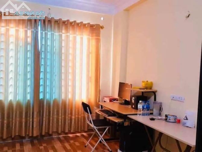 Bán nhà phân lô Ô tô đỗ cửa phố Hoàng Ngân, Dt 31m2 x4 tầng, giá 4 tỷ 950 triệu - 4