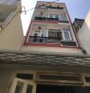 Cần tiền bán gấp nhà CMT8, Quận 10, 40m2, 5,3tỷ.