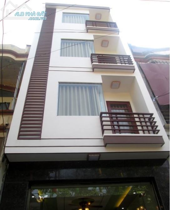 Bán nhà phân lô ô tô đỗ cửa gần Hồ Hoàng Cầu 51m2 x5 tầng giá 8,6 tỷ