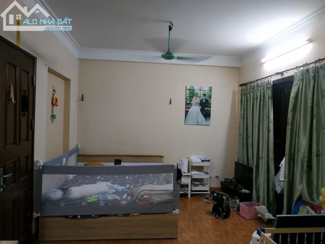 MẶT PHỐ TRÚC BẠCH, VỊ TRÍ ĐẮC ĐỊA, SIÊU HIẾM, VIEW HỒ- 75M2, MẶT TIỀN 4.3M. GIÁ 28 TỶ !!! - 2