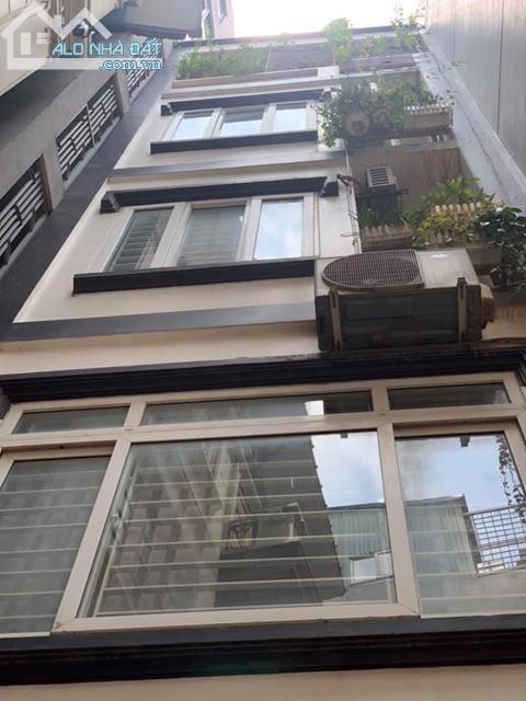 Bán nhà Hồ Ba Mẫu gần phố Lê Duẩn, Dt 38m2 x5 tầng giá 4,2 tỷ