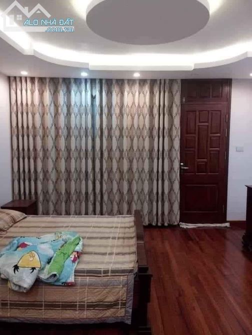 Bán nhà mặt phố Nguyễn Văn Lộc, Hà Đông 91m2, 2 mặt thoáng, Vị trí đẹp nhất phố, Giá 24 tỉ - 3