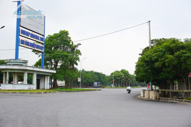 Bán đất công nghiệp KCN Ninh Hiệp, Gia Lâm, Hà Nội. Lô góc 3 MT, dt 15.000m2 - 1
