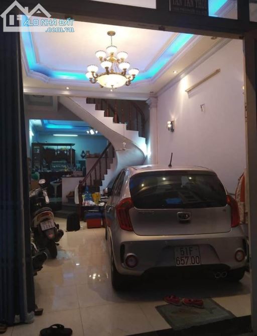 Nhà đẹp, nở hậu, Trung tâm Tân Bình, hẻm Ô TÔ tránh, 5*15, bán gấp