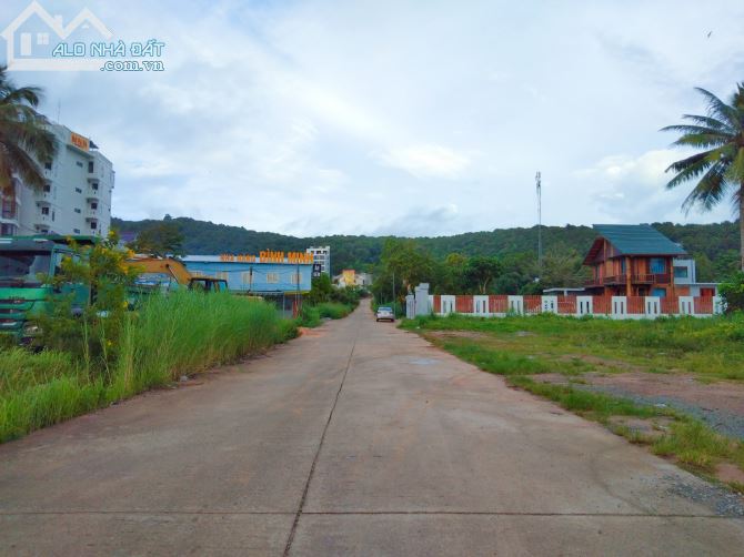 ĐẤT HẺM TRẦN HƯNG ĐẠO 501m2 LÀM KHÁCH SẠN. TƯƠNG LAI RA BIỂN CỰC GẦN