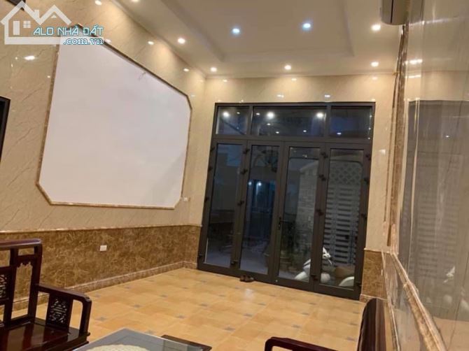 Nhà đẹp Đường Trường Chinh, quận Đống Đa, 50m2x4 tầng, chỉ  8.5tỷ - 2