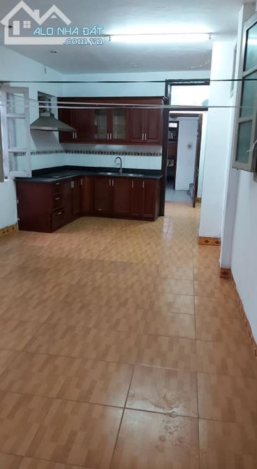 MẶT PHỐ THÁI THỊNH, 1 MẶT NGÕ, VỈA HÈ RỘNG, DT 118M2, MẶT TIỀN 6.9M, 6 TẦNG. GIÁ 28 TỶ - 2