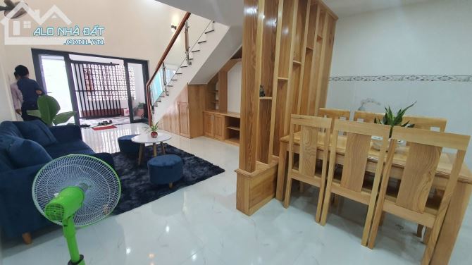 GÒ VẤP 65M2 NHÀ MỚI - SÁT MẶT TIỀN - BÁN TRẢ NỢ - 4.5 TỶ. - 3