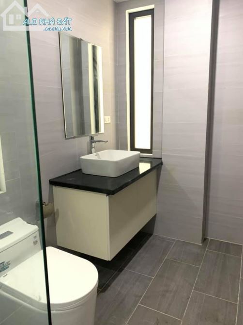 NHÀ LÔ GÓC ĐÀO TẤN- ÔTÔ ĐỖ CỬA. THANG MÁY. DÒNG TIỀN 150TR/THÁNG - DT 52M2, 8 TẦNG, MT 10M - 5