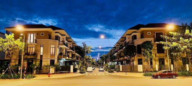 Hàng Ngộp  Chủ Bán  Biệt Thự 10x20m giá 28 tỷ & Nhà phố 6 x 17.6  giá 11 tỷ, sổ hồng - 8