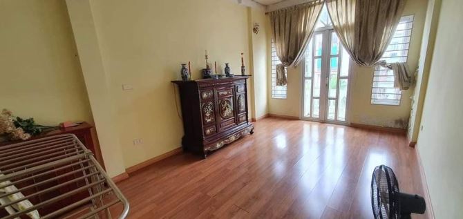 Bán nhà phố Nguyễn Phúc Lai, diện tích 40m2 Mt 4m x4 tầng, giá 4,5 tỷ - 4