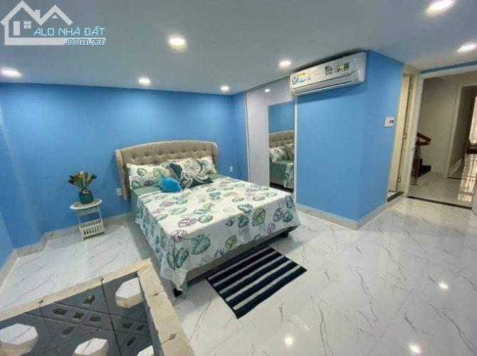 Nhà MT KD Thích Quảng Đức, P4, Phú Nhuận, 61m2. 5 tầng. Ninh mặt tiền. - 2