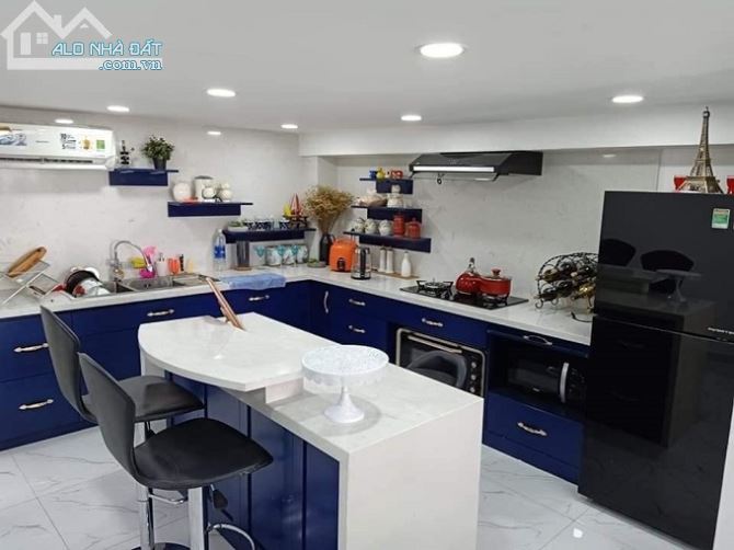 Nhà MT KD Thích Quảng Đức, P4, Phú Nhuận, 61m2. 5 tầng. Ninh mặt tiền. - 3