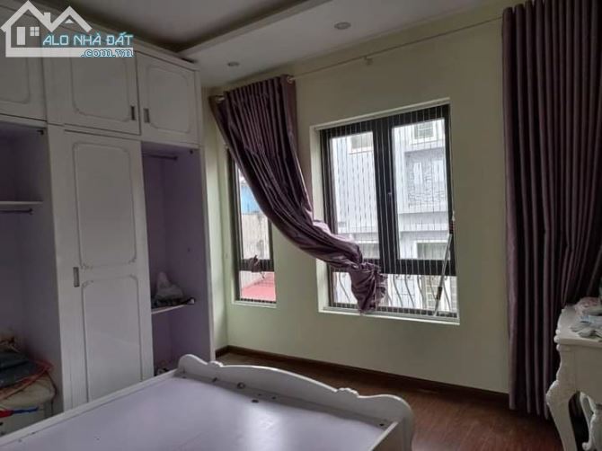 BÁN NHÀ ĐẸP MẶT PHỐ , Ô TÔ ĐỖ CỬA TẠI NGUYỄN NGỌC NẠI,70M2 GIÁ 13.1 TỶ - 4