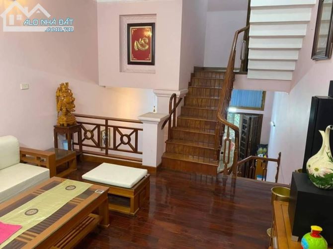 Bán nhà phố Tôn Thất Tùng Đối diện trường ĐH Y Hà Nội 5 tầng 4 phòng ngủ giá 3,6 tỷ - 2
